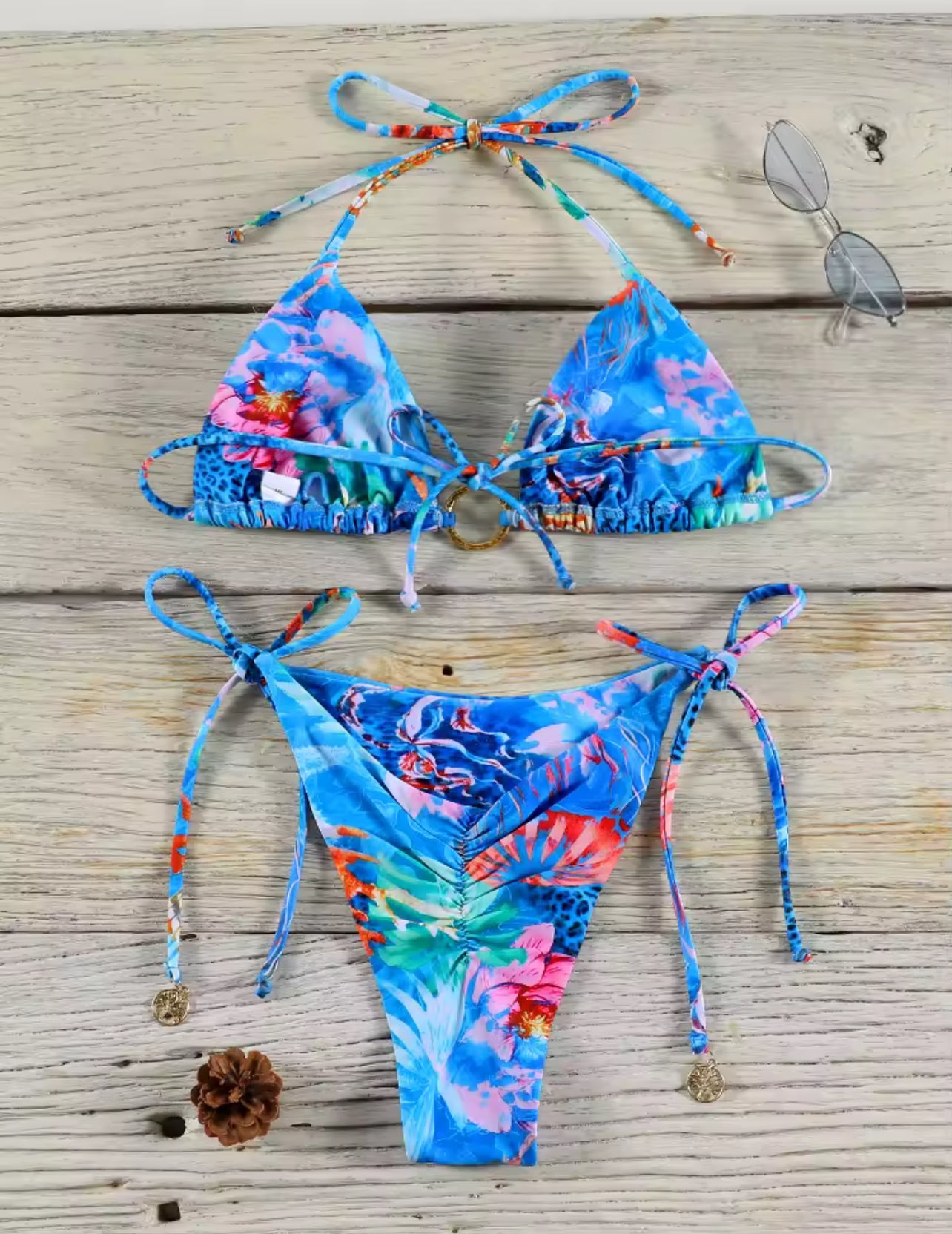TROPICAL OCEAN VIBES